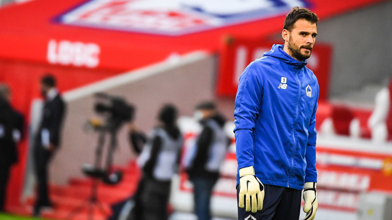 Τέλος από τη Λιλ ο Καρνέζης